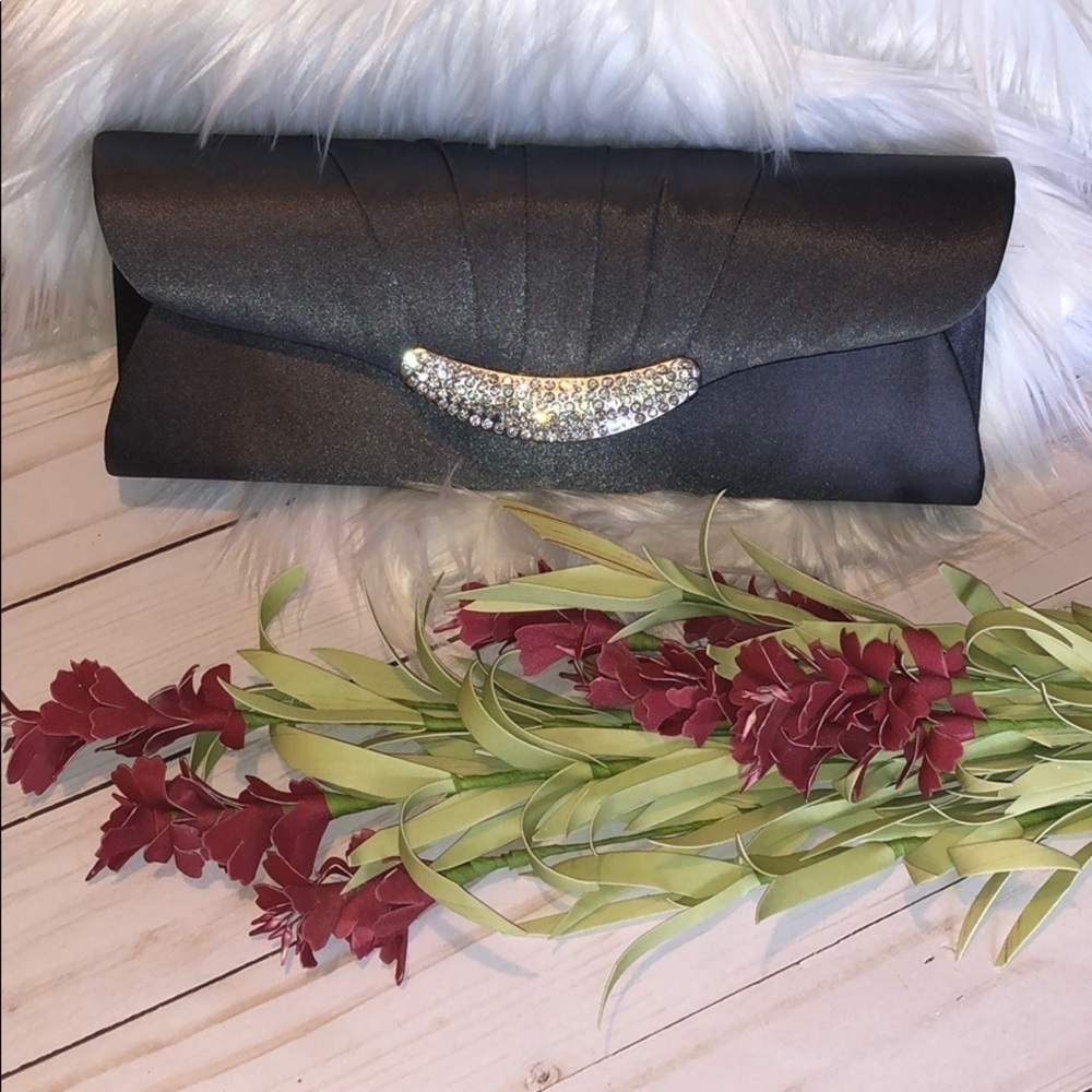 Jessica McClintock gray clutch/ purse - Picture 6 of 6
